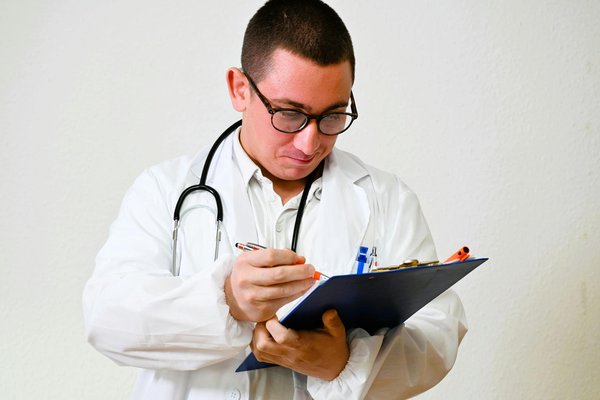 L'assurance santé pour seniors : un investissement indispensable